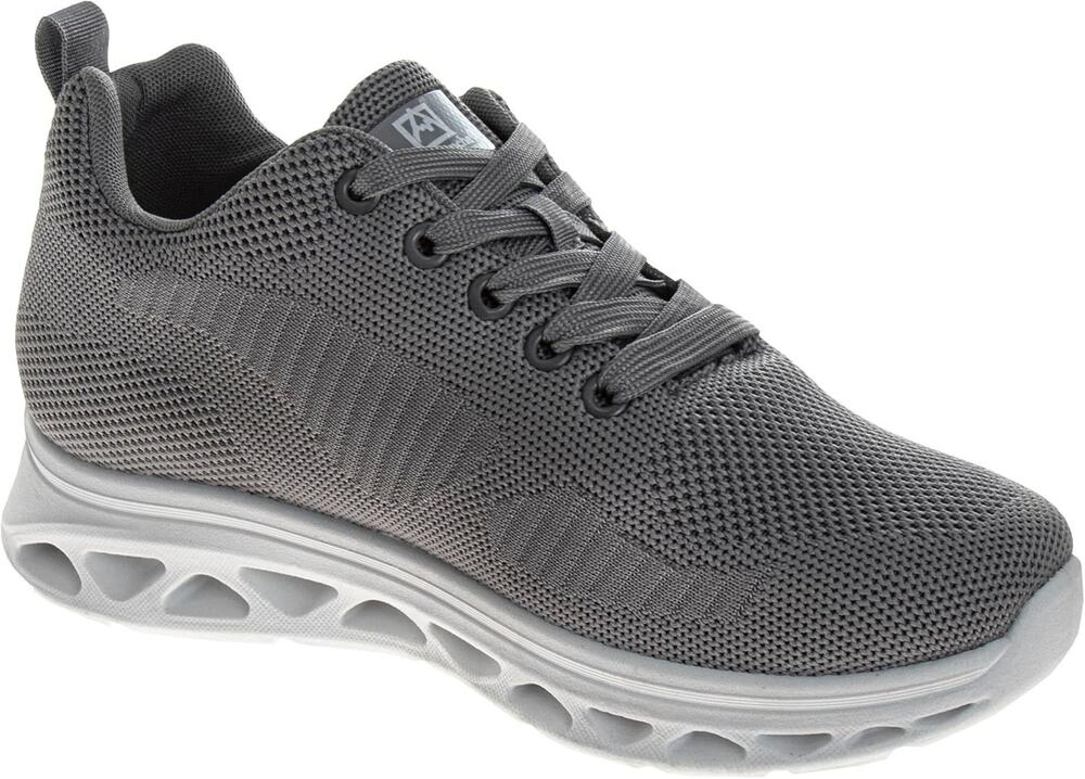 New In Box Avalanche Mens Sneakers Size 9.5 Breathable Shock Absorption NIB